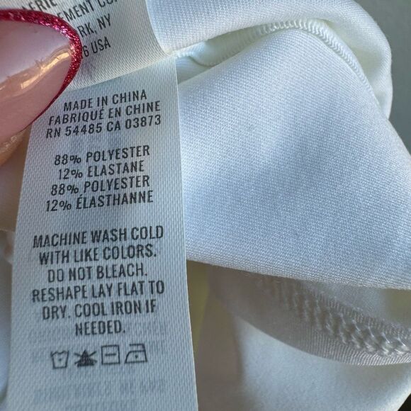 NWT Aerie Maggie White Ruffle Athletic Tennis Dress Built In Shorts Size Small - Picture 8 of 8